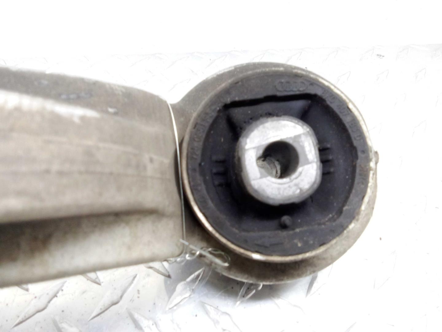 Рычаг передний нижний левый