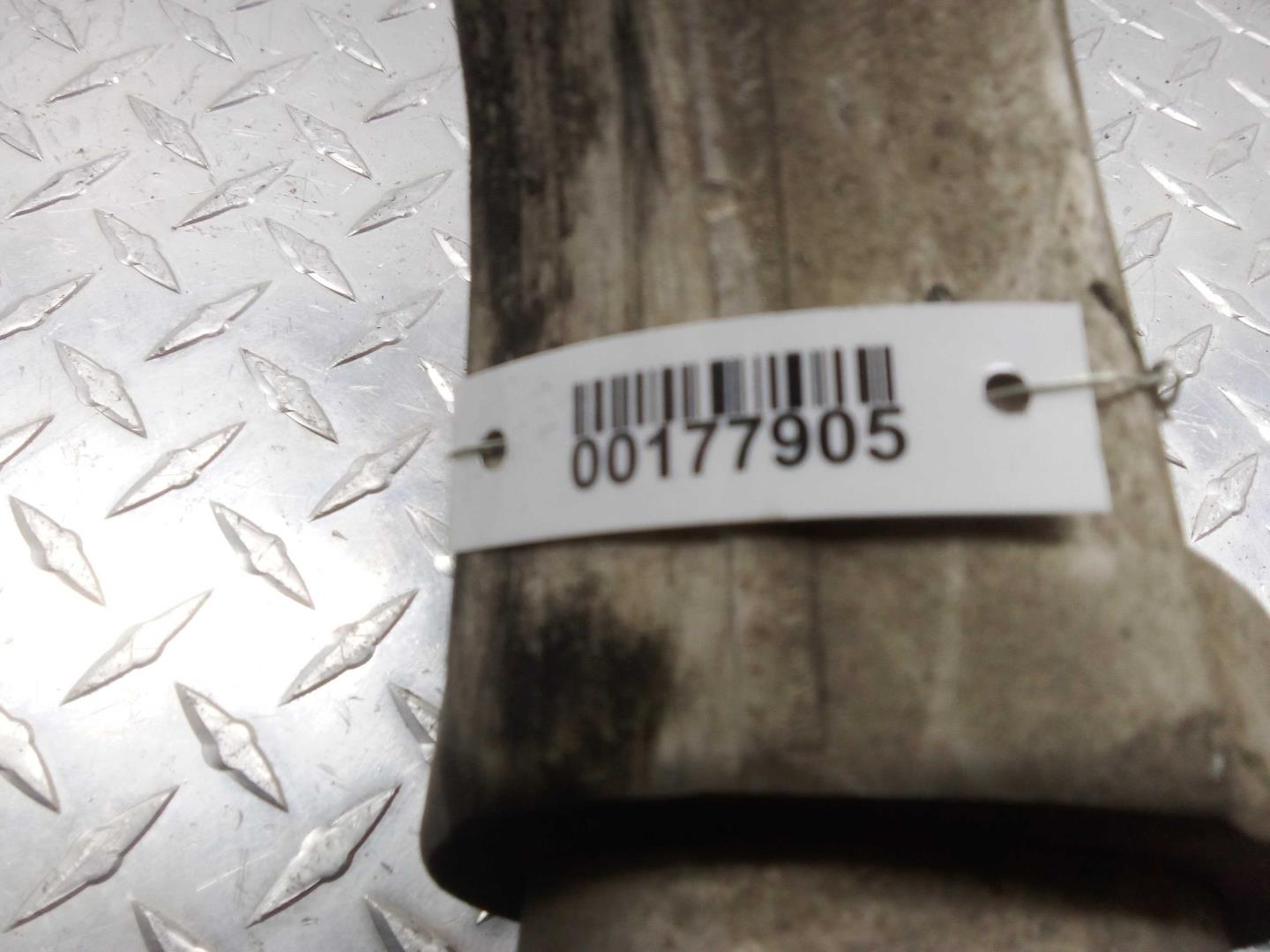 Рычаг передний нижний левый