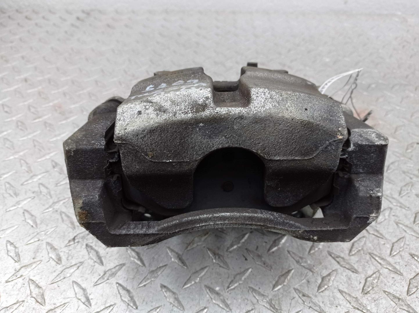 Суппорт передний левый