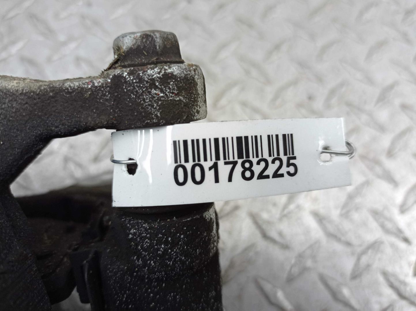 Суппорт передний правый