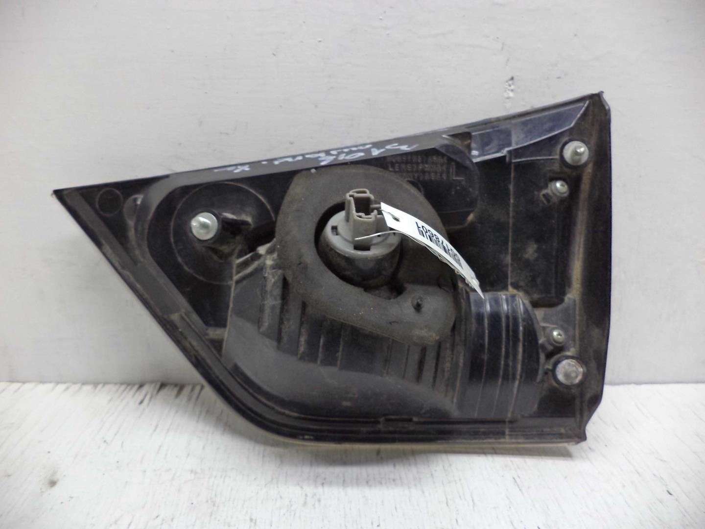 Фонарь задний внутренний левый