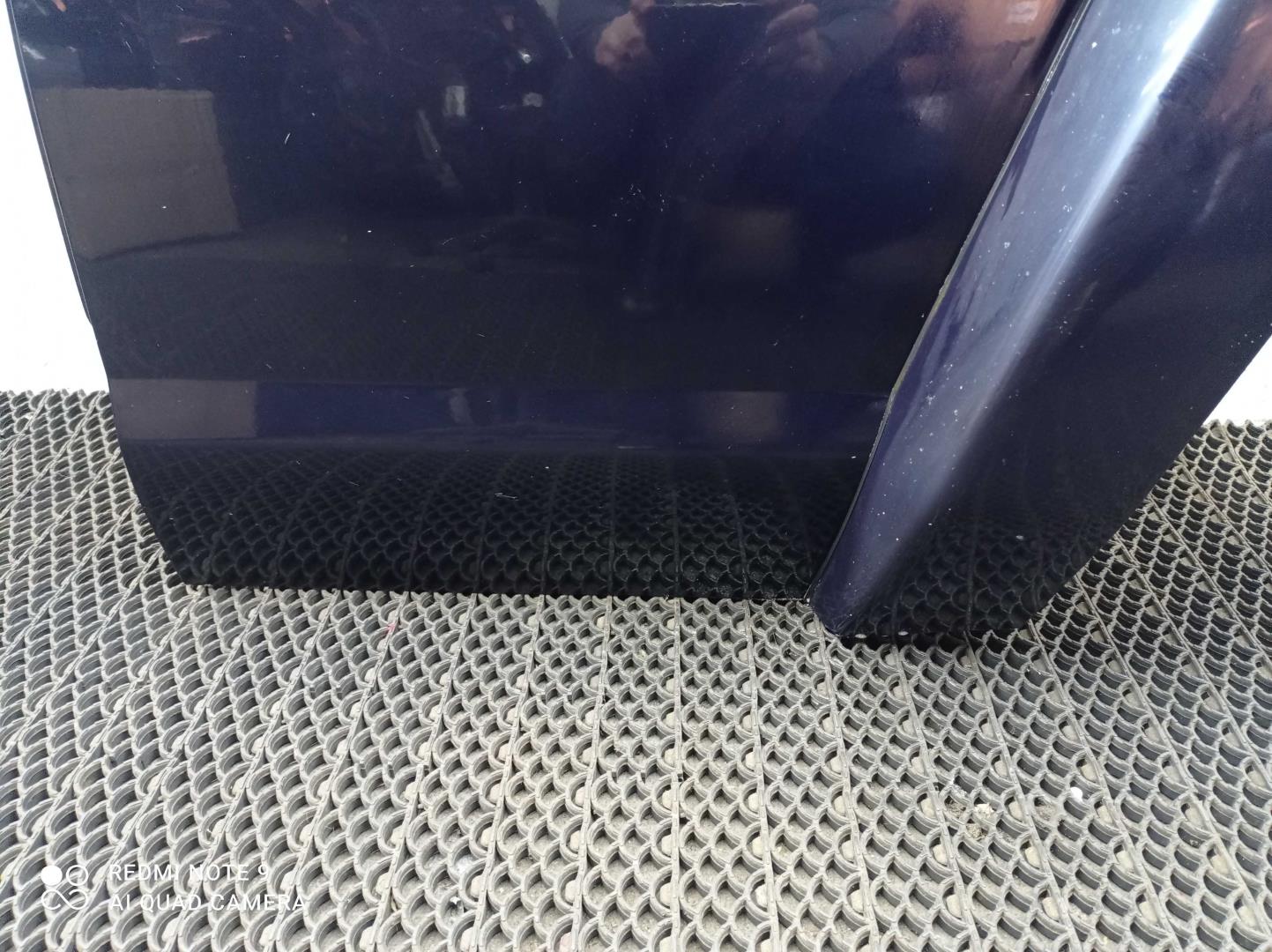 Дверь задняя левая