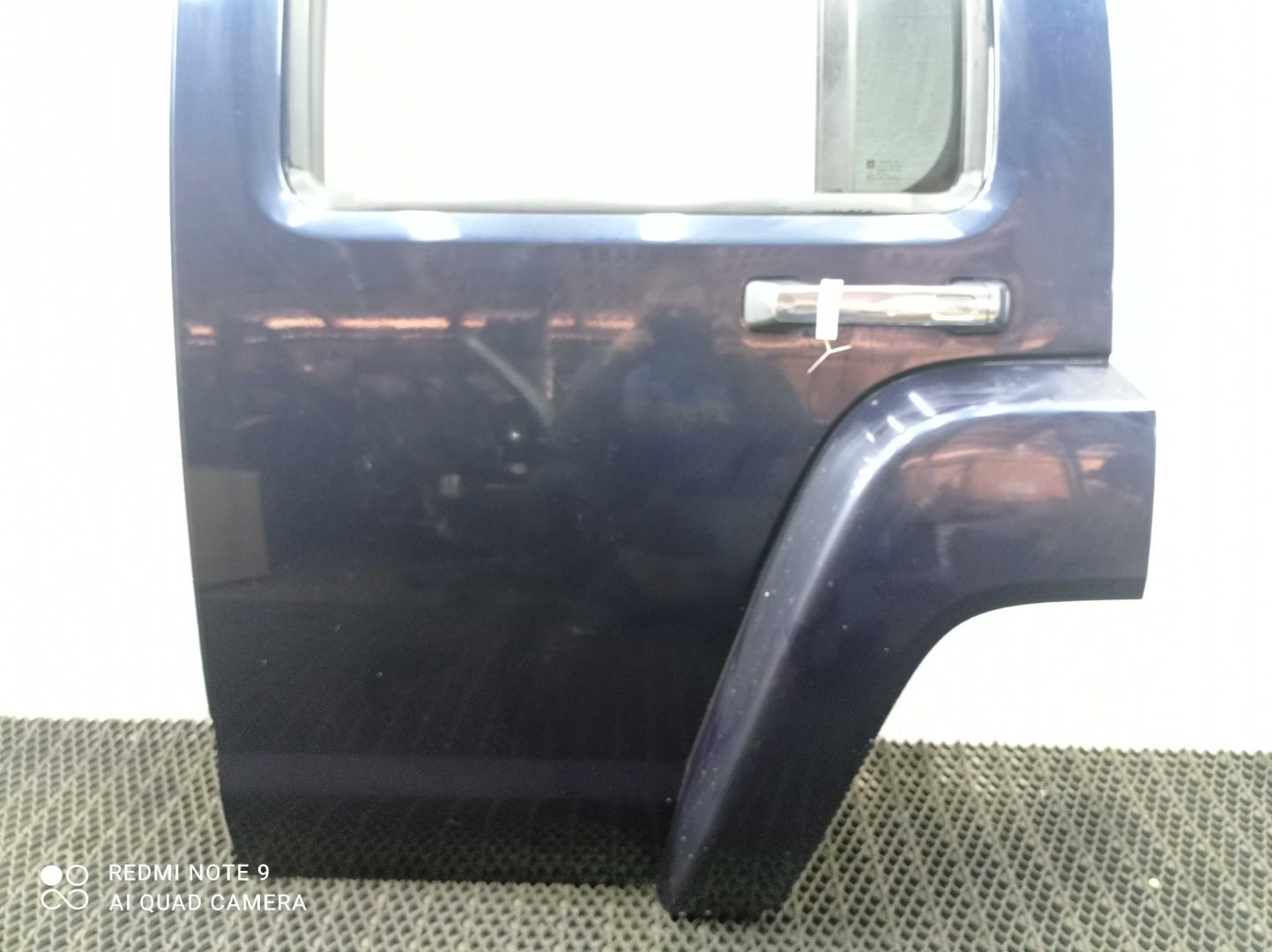 Замок двери задней левой