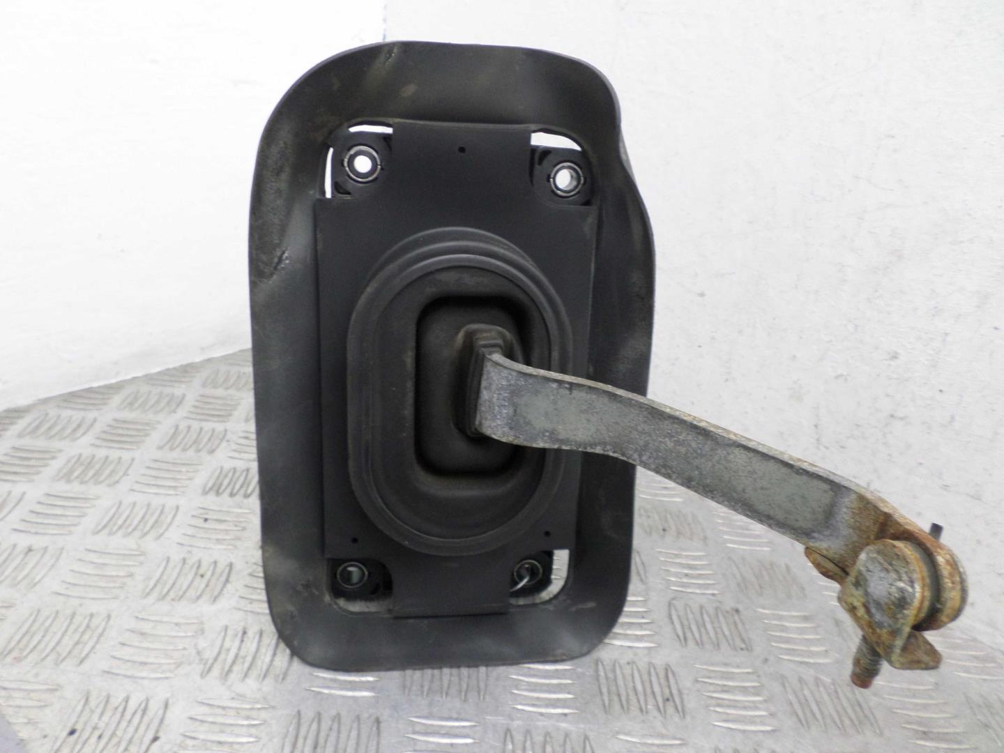 Кулиса МКПП / АКПП