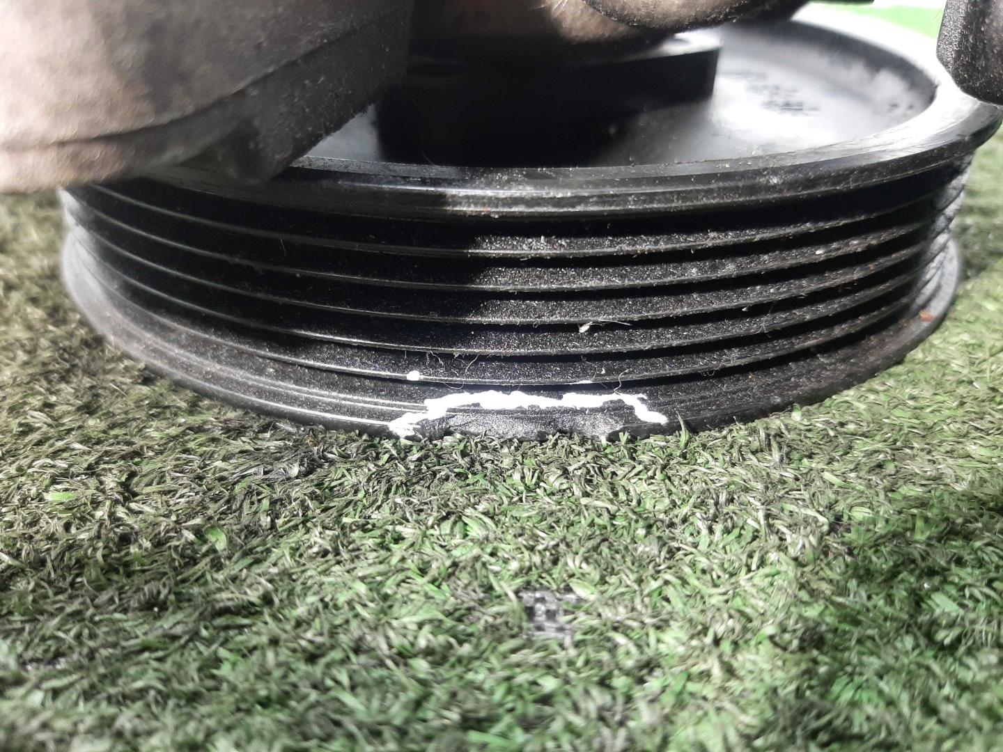 Насос ГУР (гидроусилитель руля)