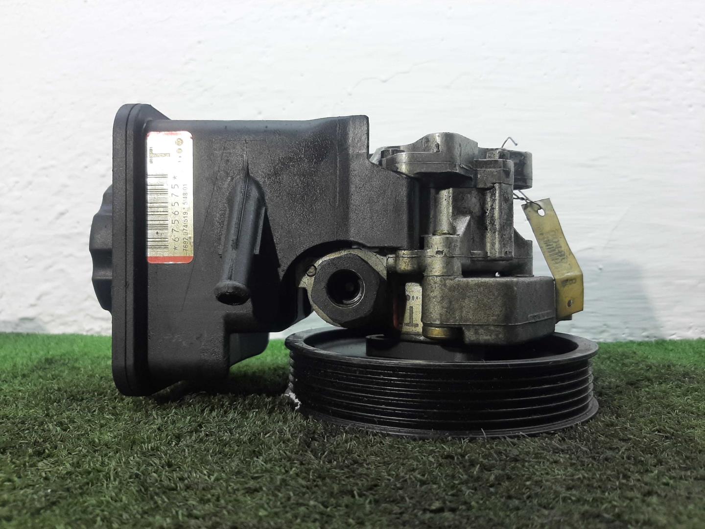 Насос ГУР (гидроусилитель руля)