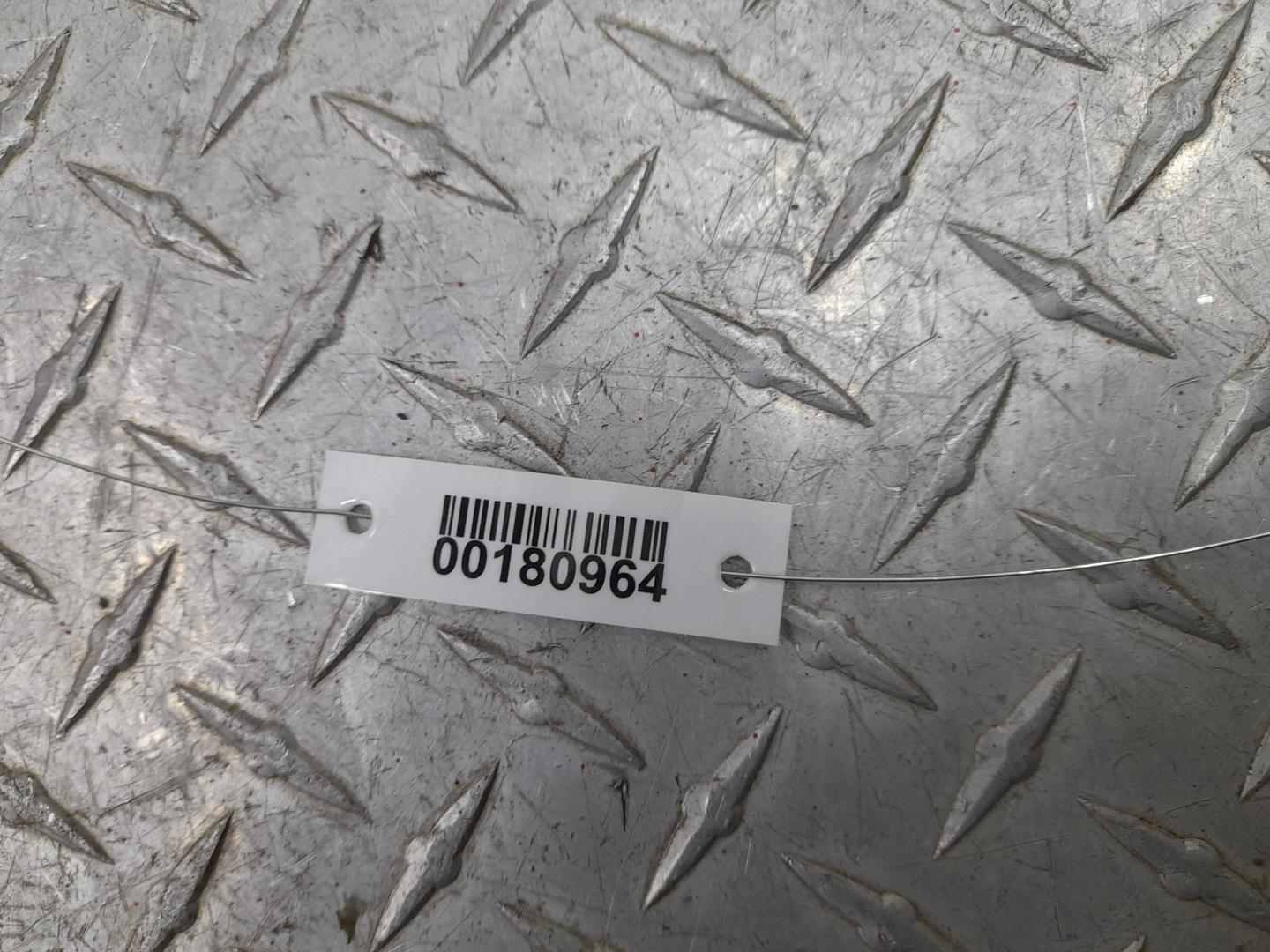 Фонарь задний наружный правый