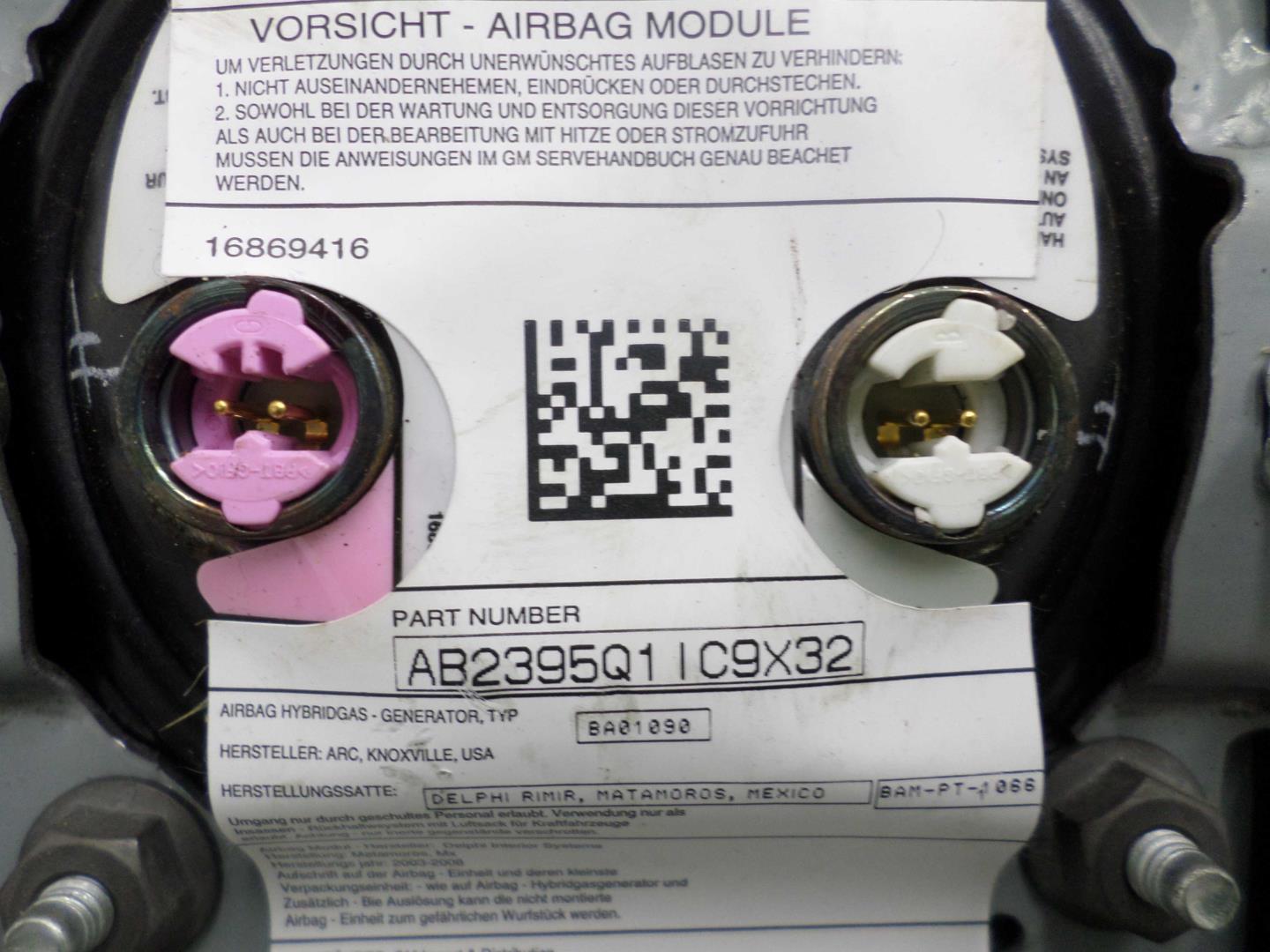 Подушка безопасности в рулевое колесо