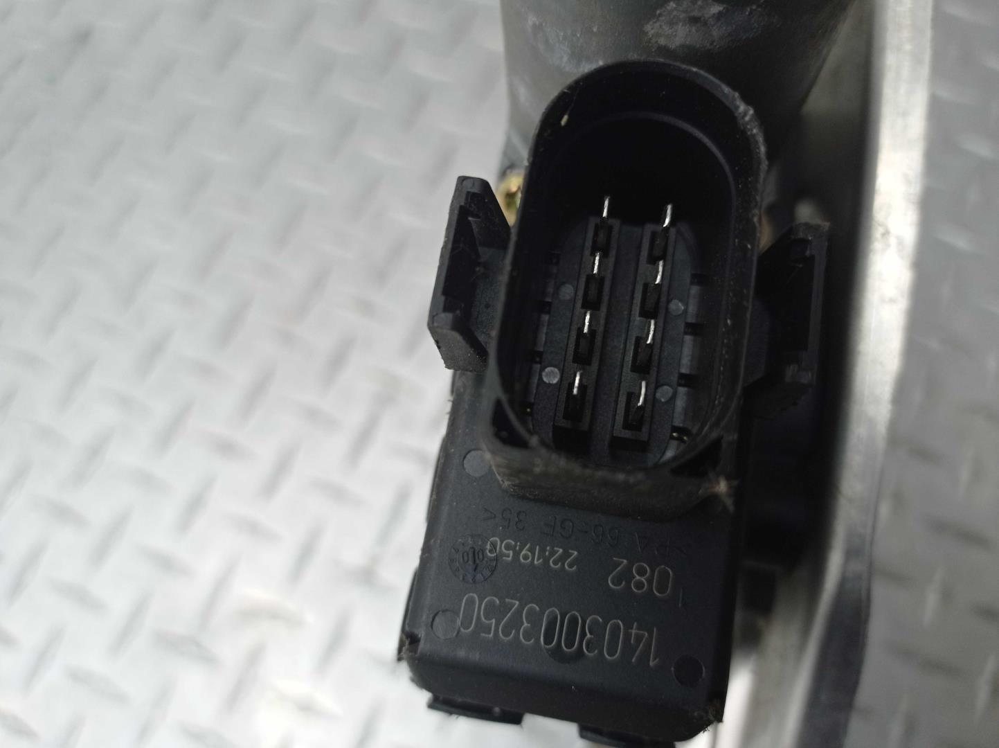 Стеклоподъемник электр. задний левый