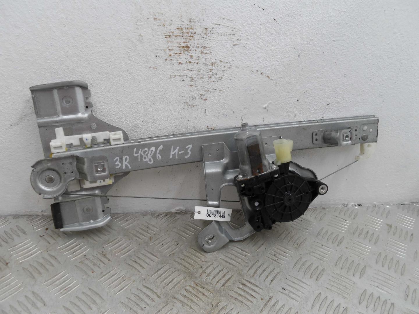 Стеклоподъемник электр. задний правый