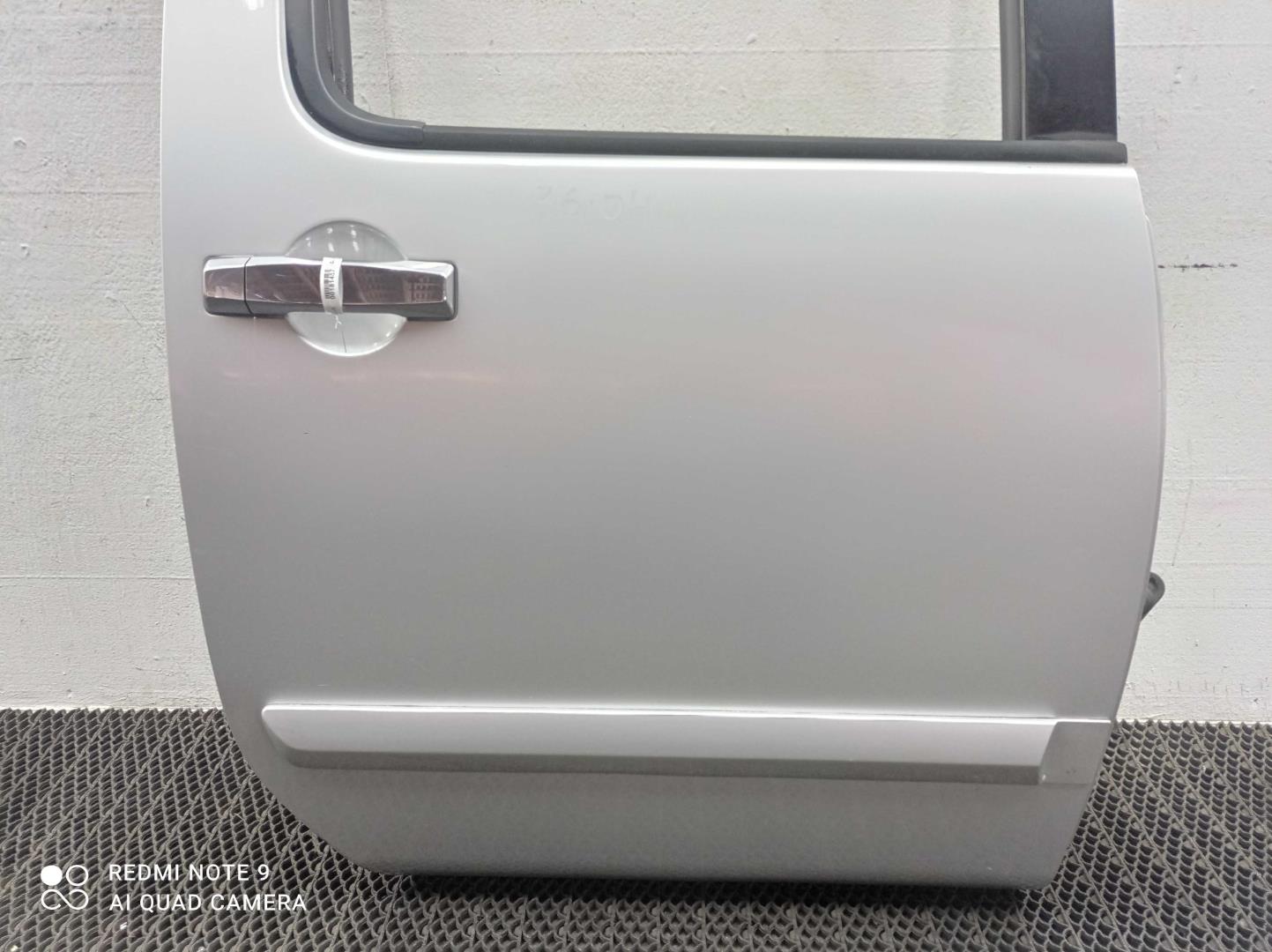 Стеклоподъемник электр. задний правый