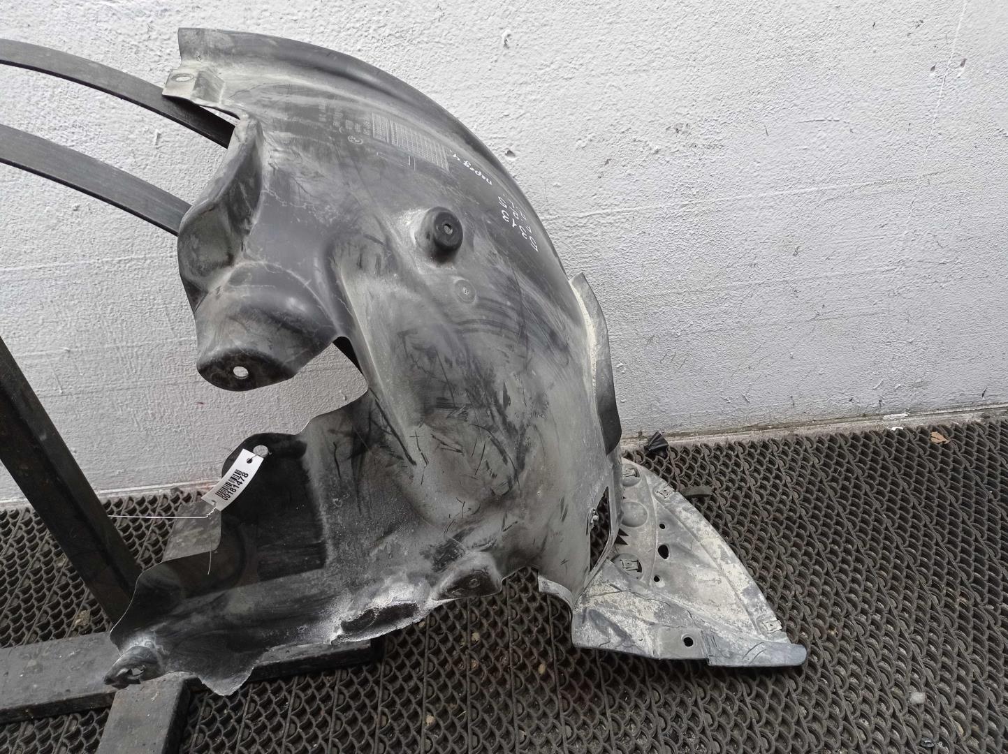 Локер передний левый