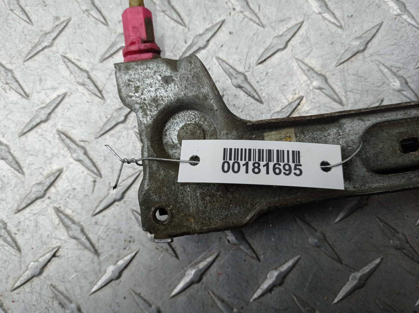 Стеклоподъемник электр. передний правый