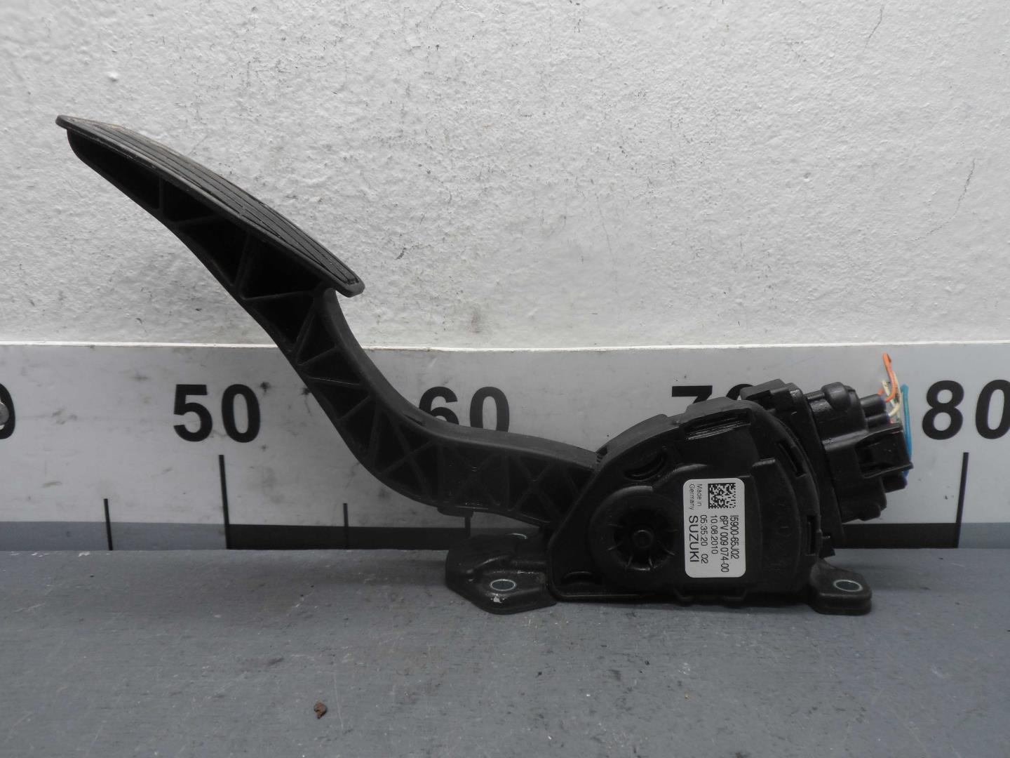 Педаль газа