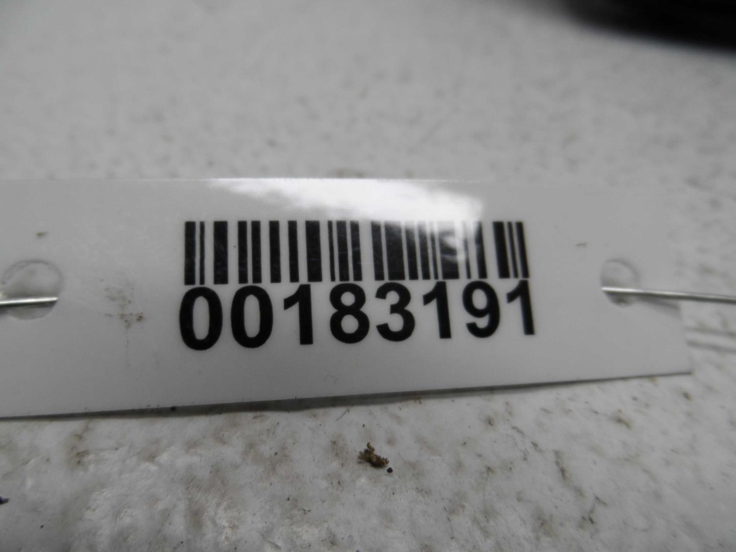 Замок двери передней правой