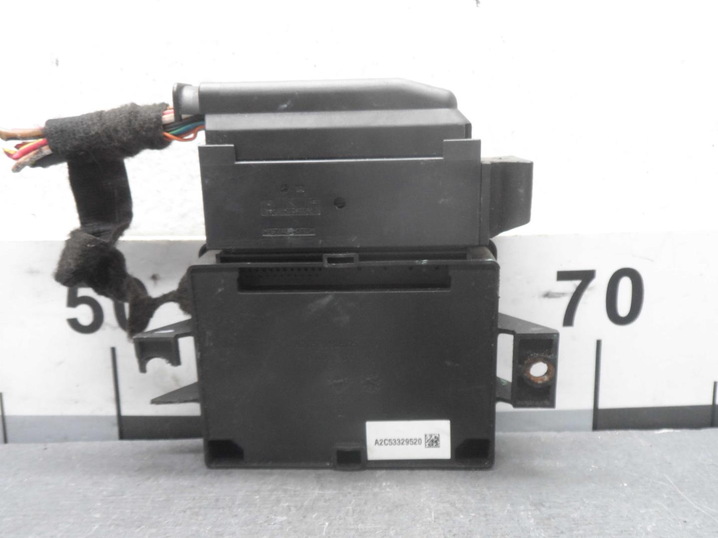 Блок управления парковочным тормозом