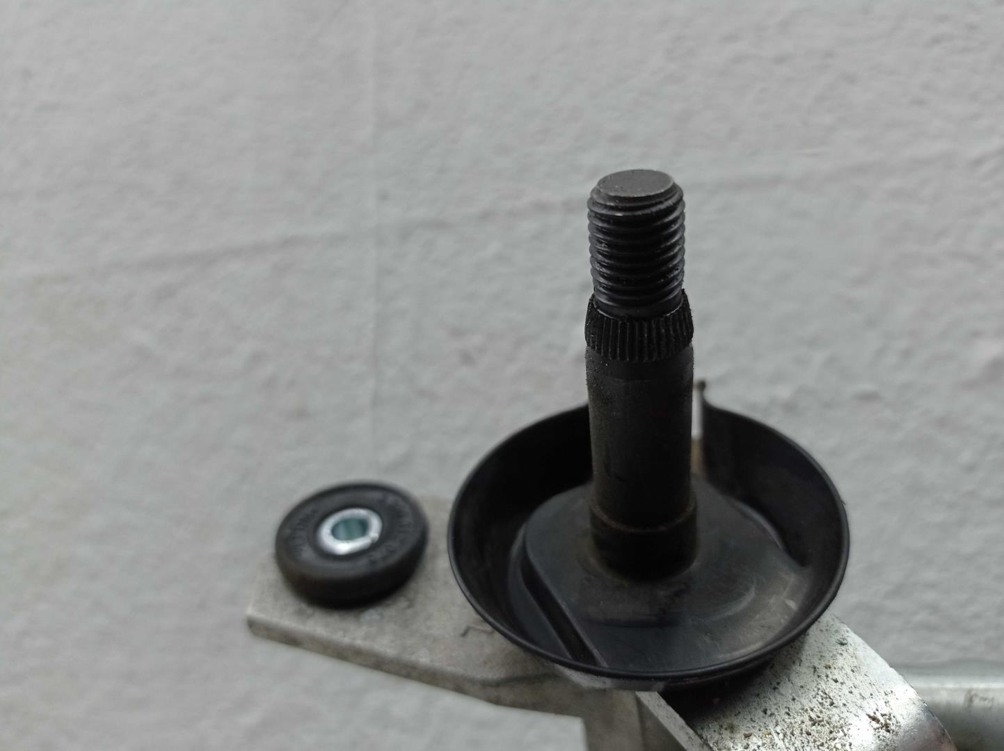 Трапеция стеклоочистителей