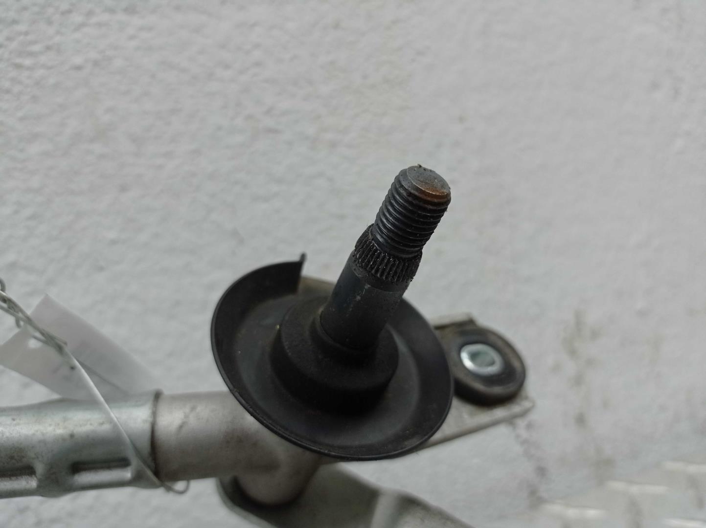 Трапеция стеклоочистителей