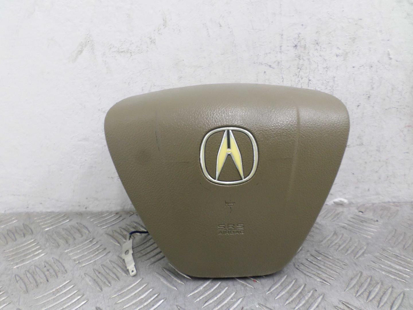 Подушка безопасности в рулевое колесо