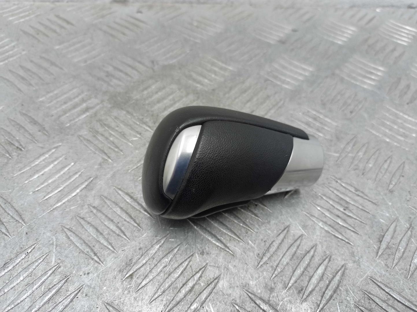 Рукоятка рычага КПП