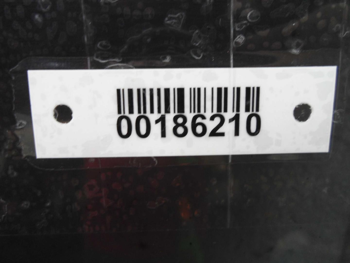 Стекло двери передней левой