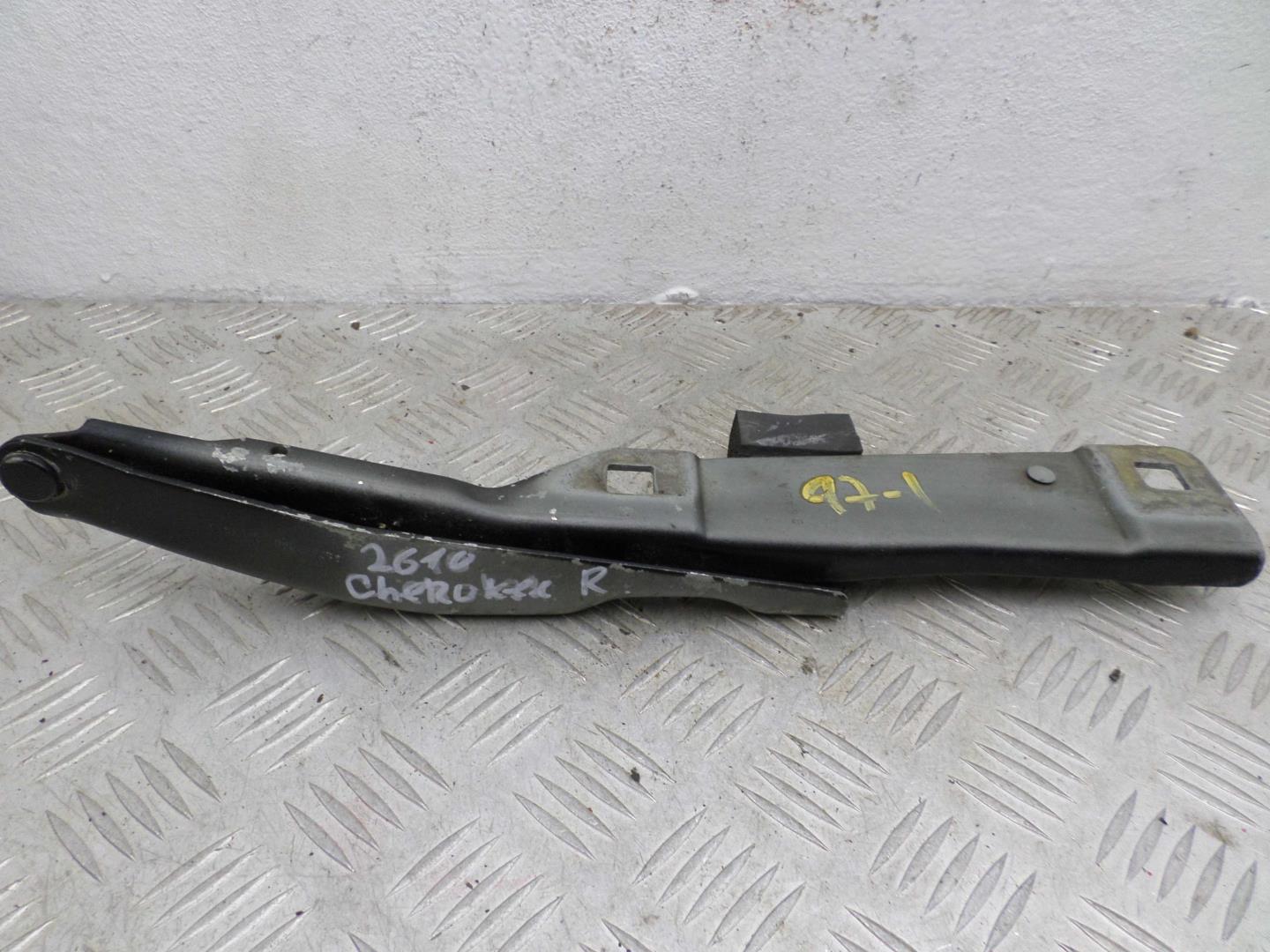 Петля капота правая