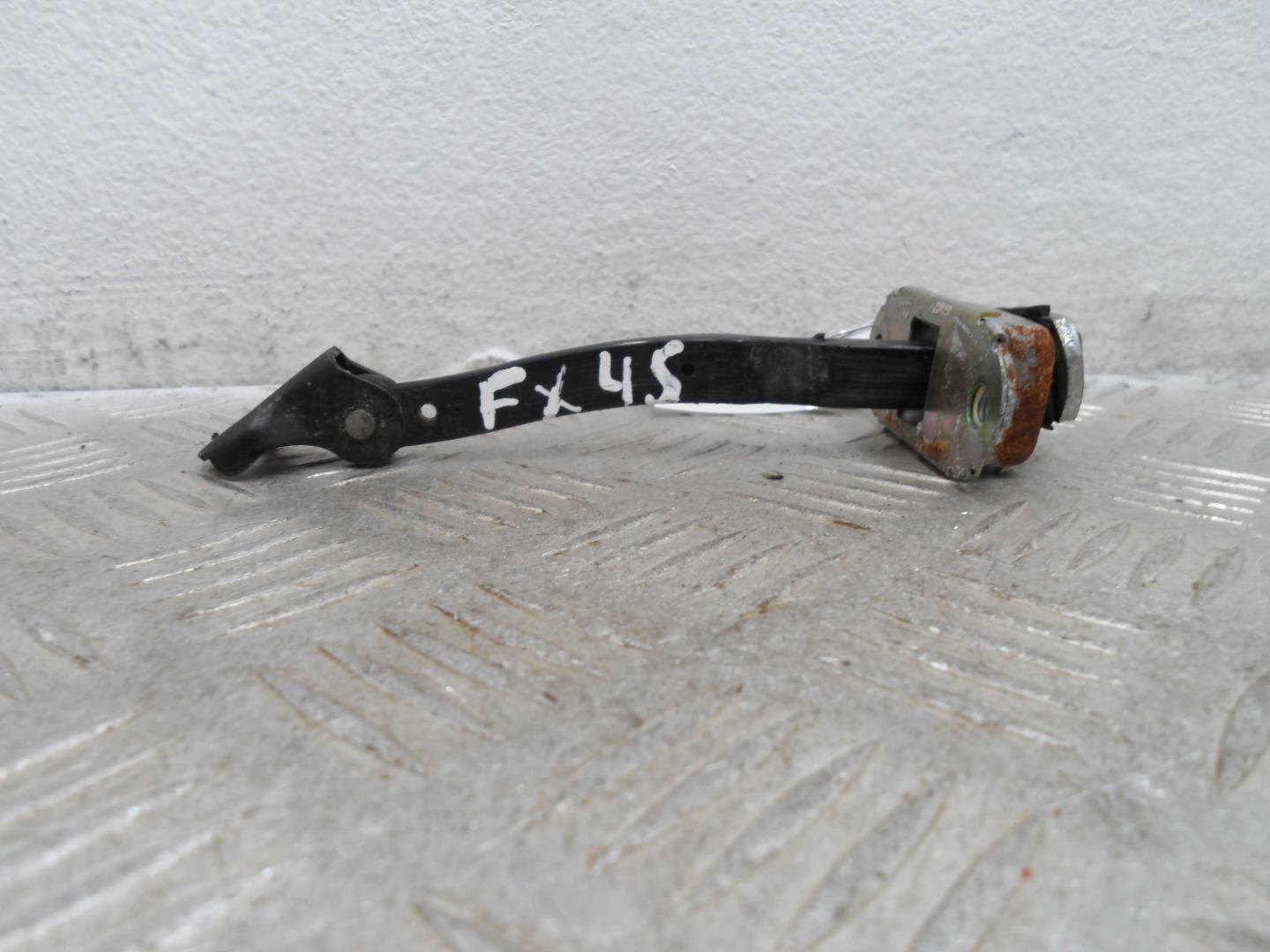 Ограничитель двери