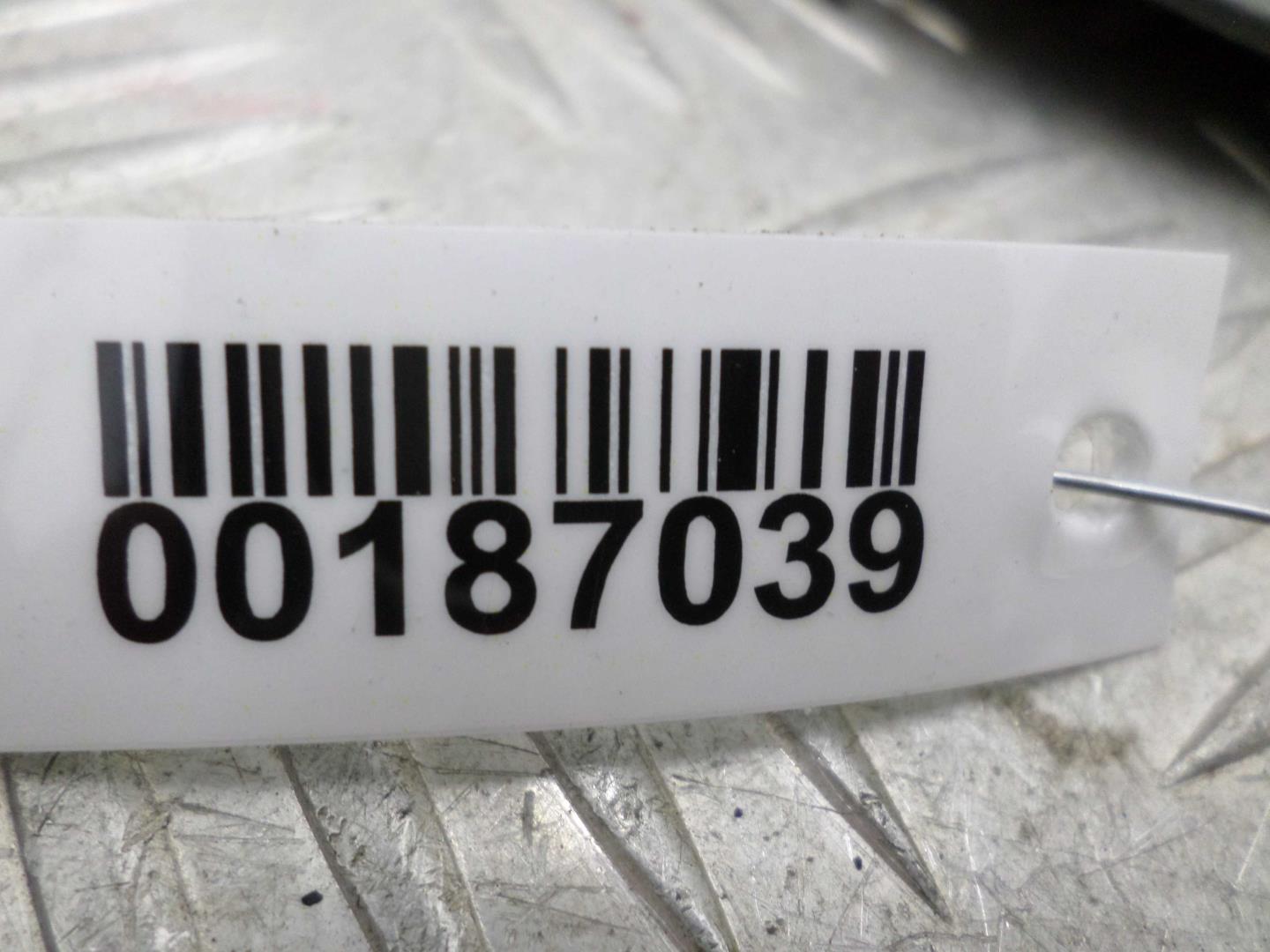 Лючок бензобака