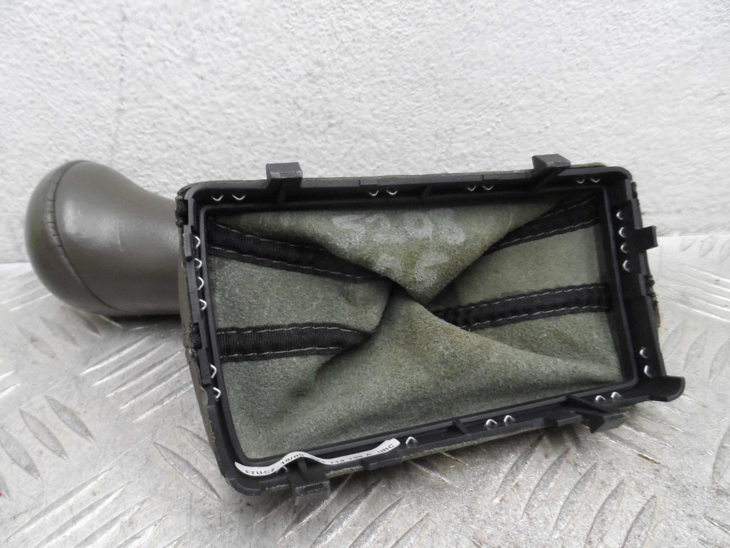 Рукоятка рычага КПП