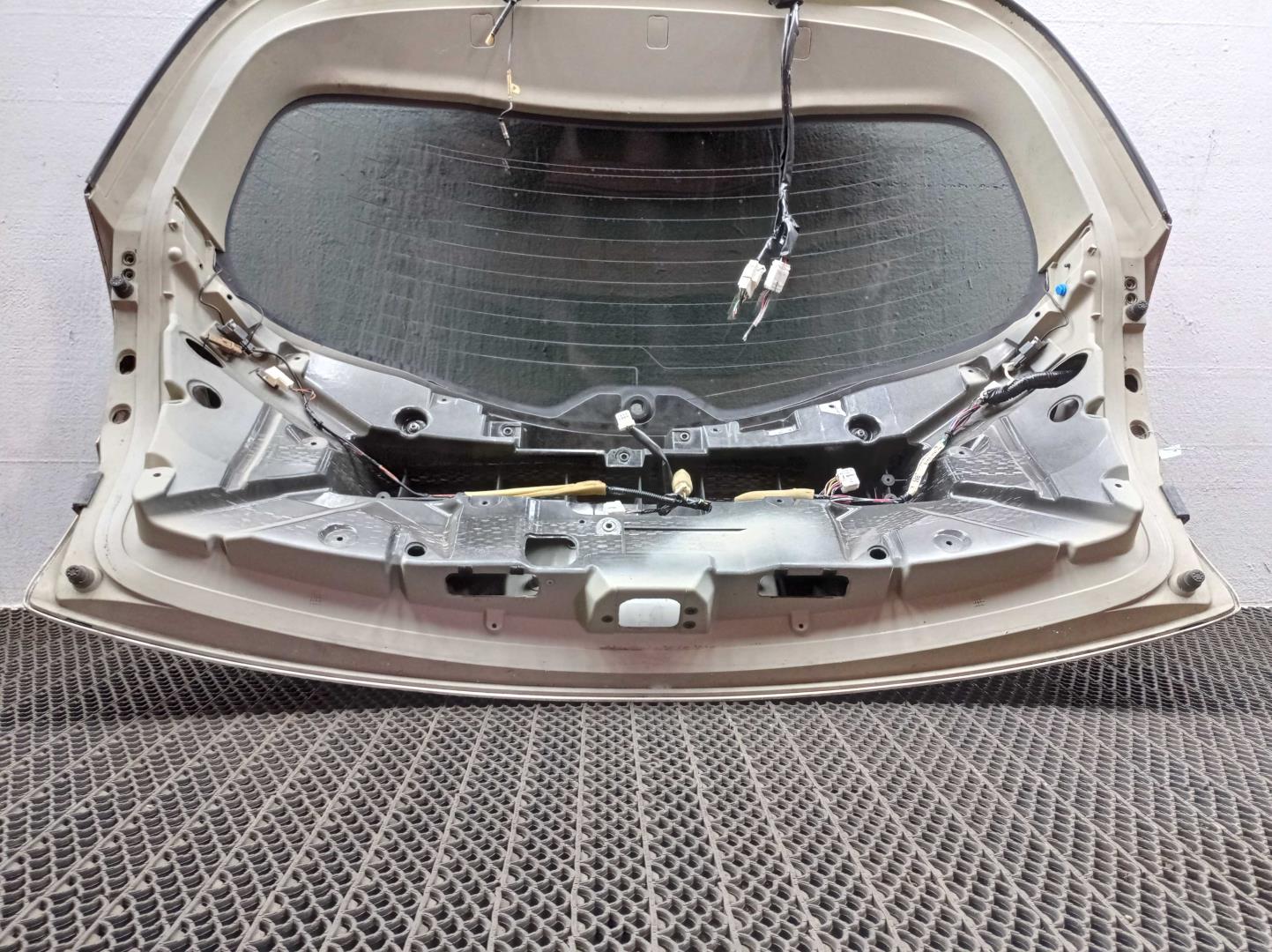 Крышка багажника