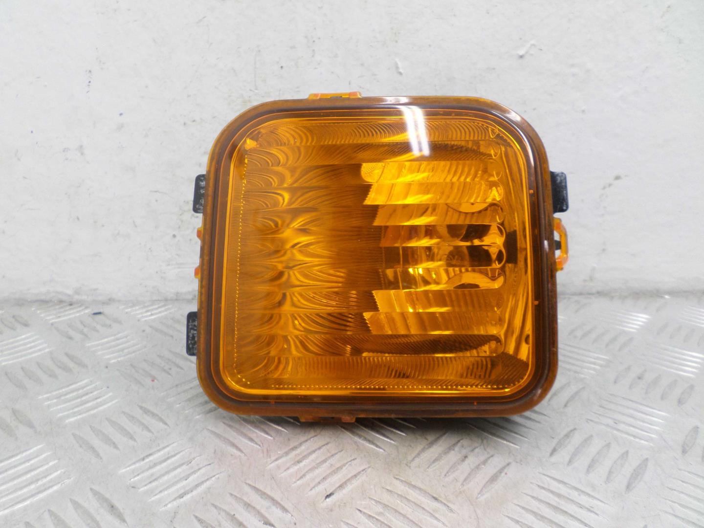 Указатель поворота левый