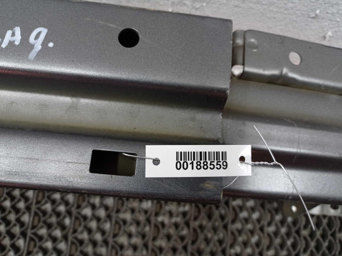 Усилитель заднего бампера