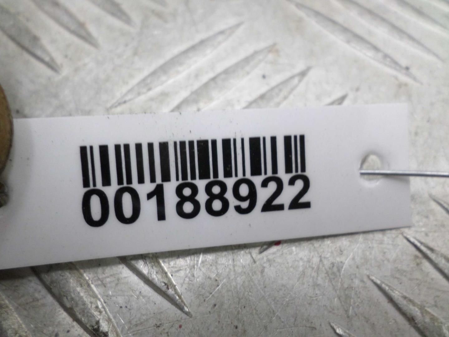 Петля капота правая