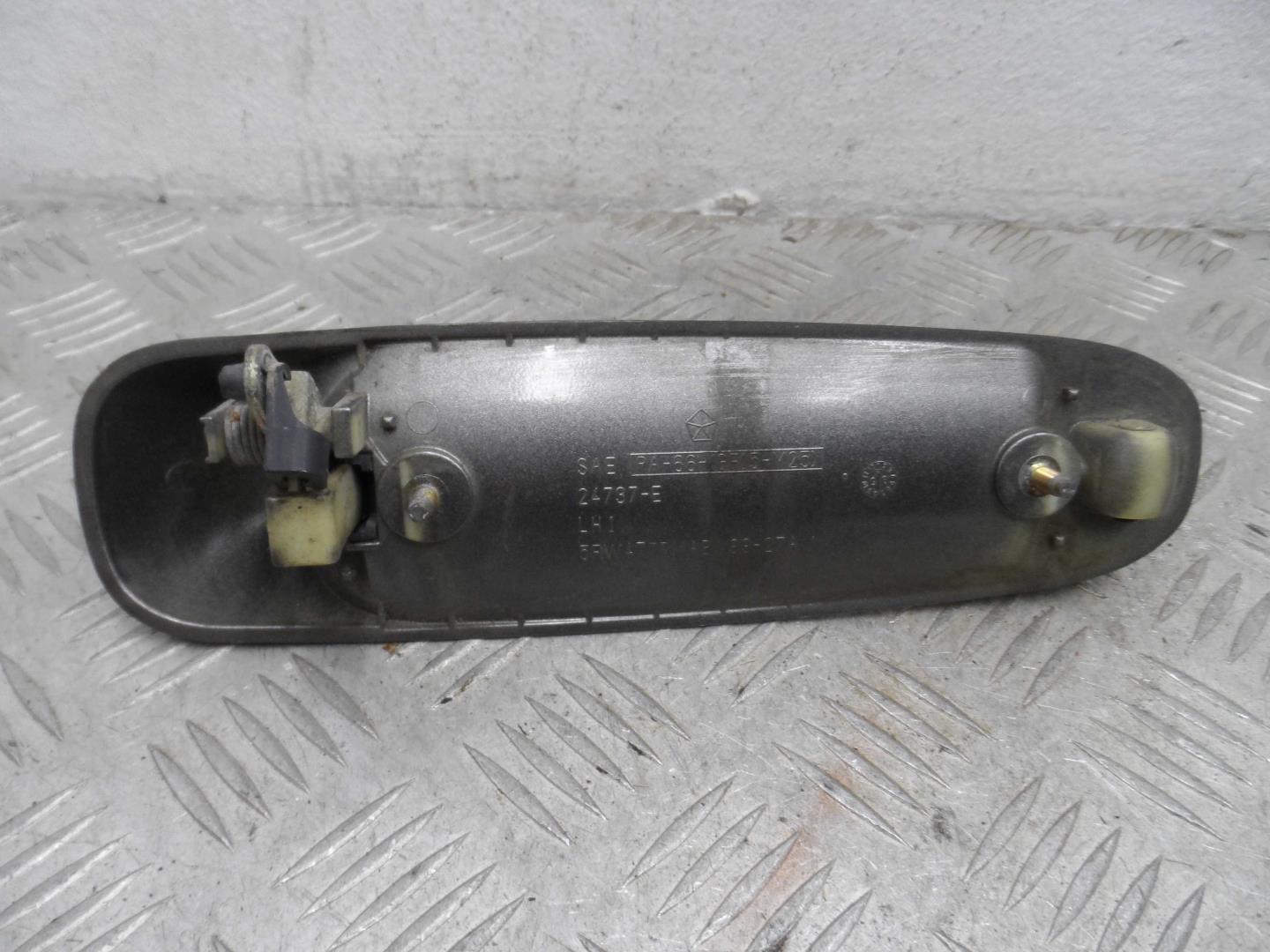 Ручка двери задней наружная левая