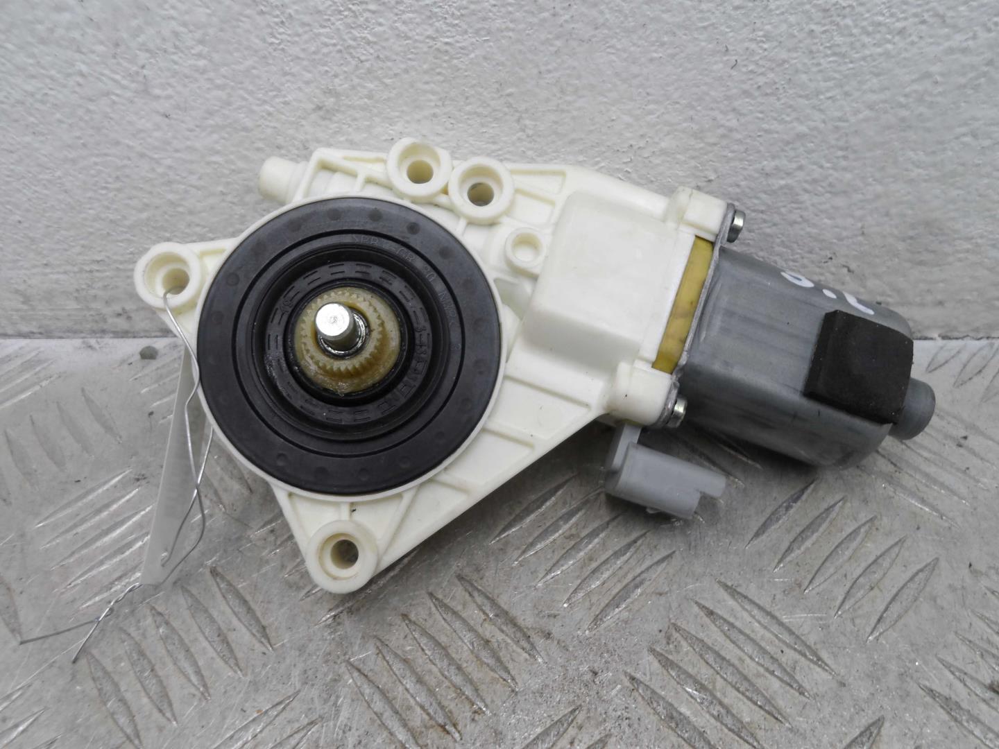 Моторчик стеклоподъемника