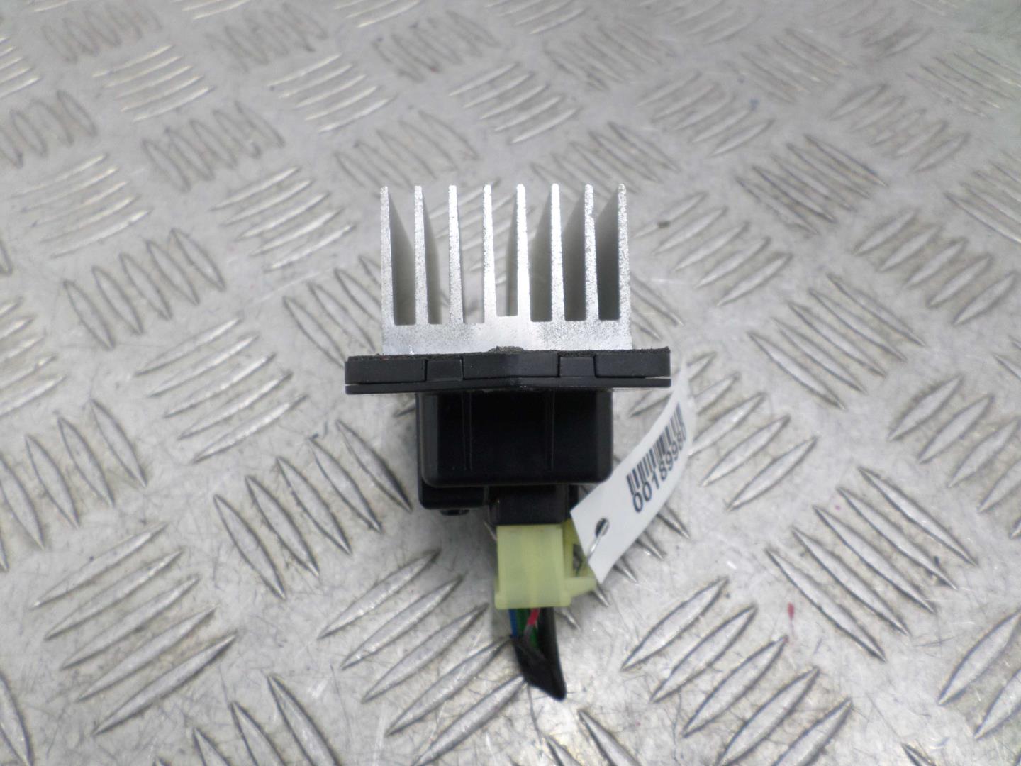 Резистор отопителя