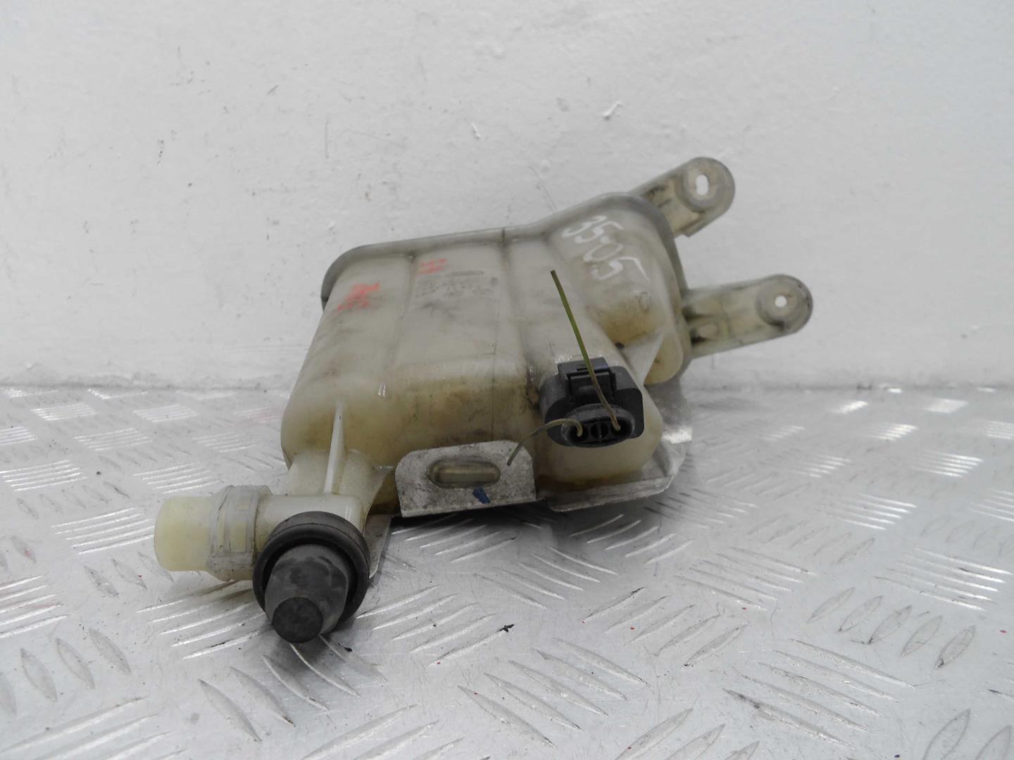 Бачок расширительный