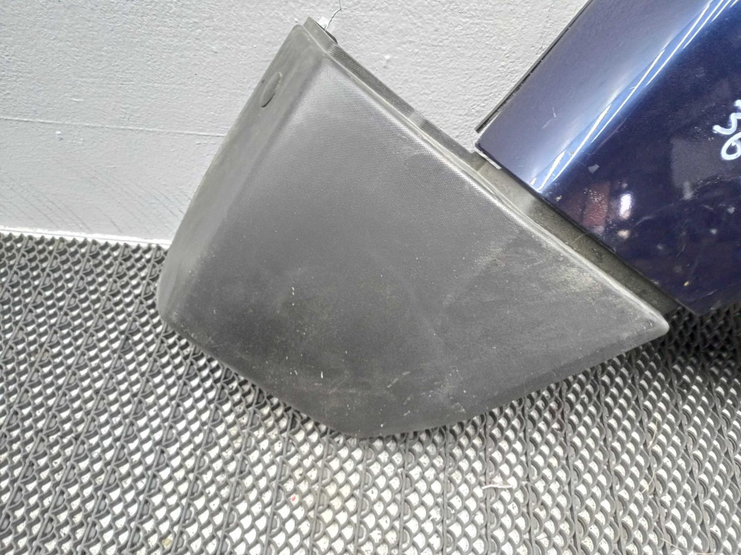 Накладка заднего крыла правого