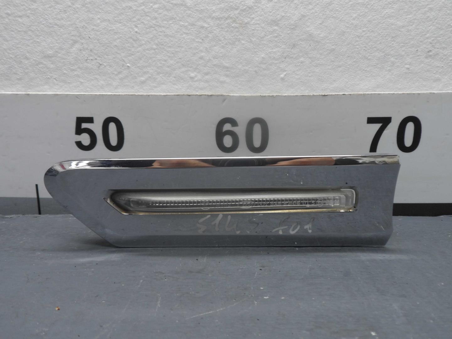 Указатель поворота левый