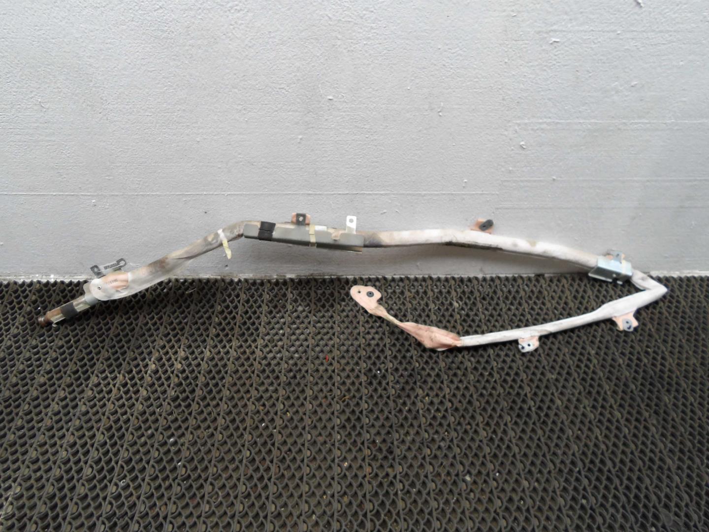 Подушка безопасности боковая (шторка)