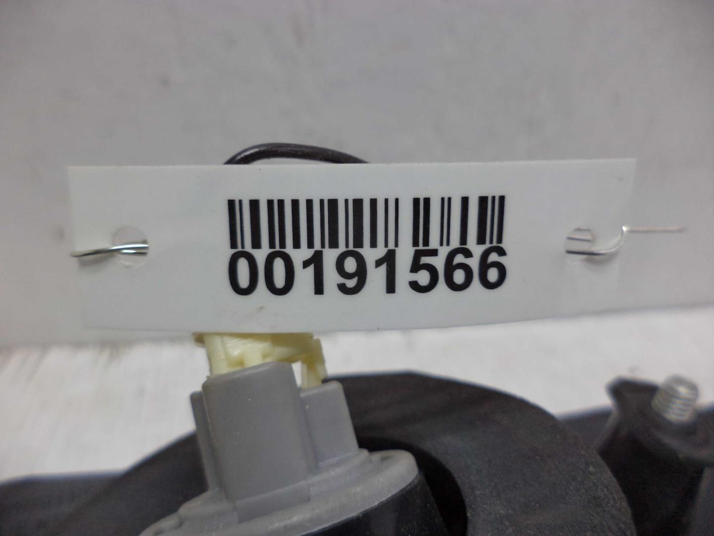 Фонарь задний внутренний правый