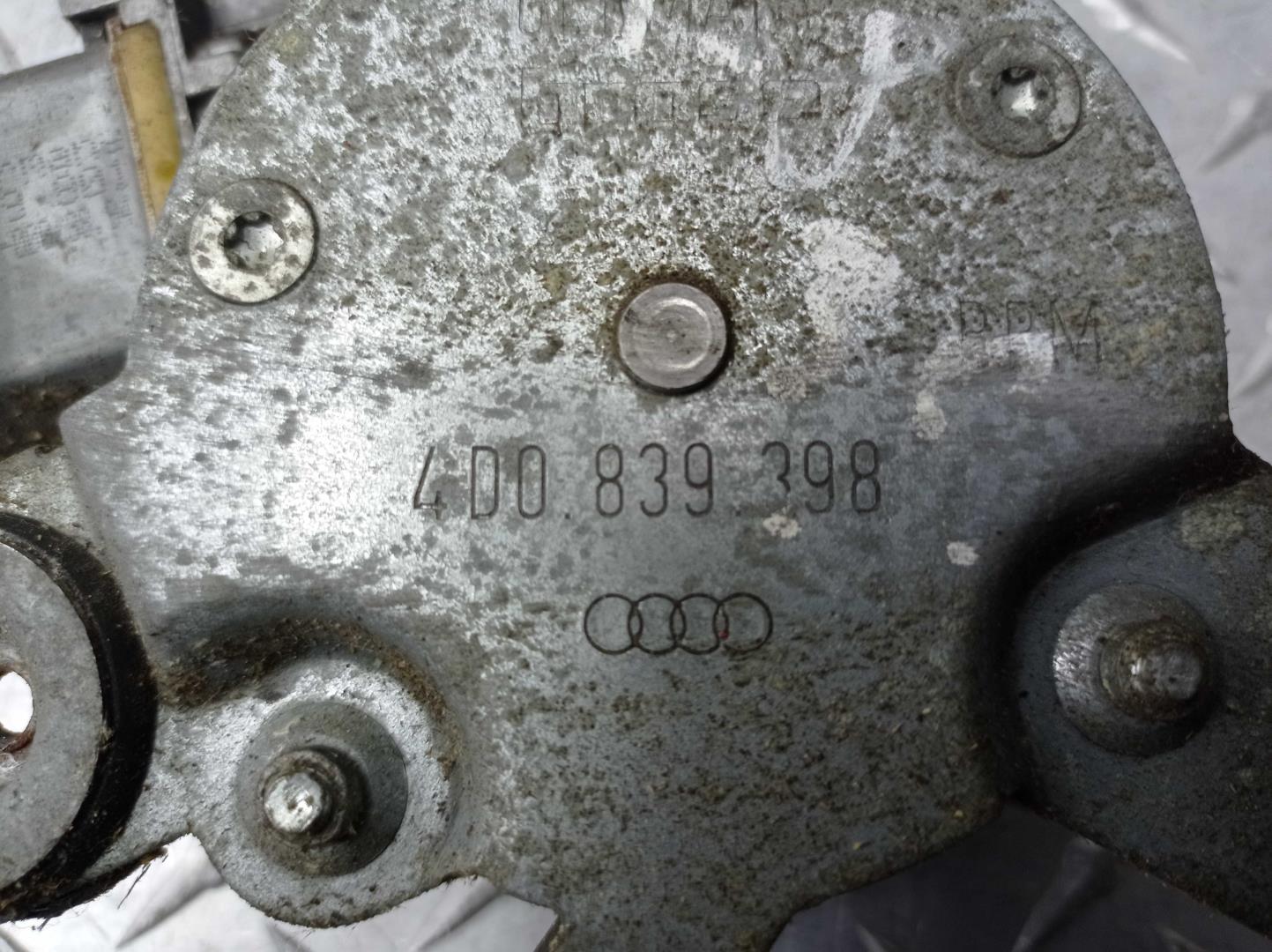 Стеклоподъемник электр. задний правый