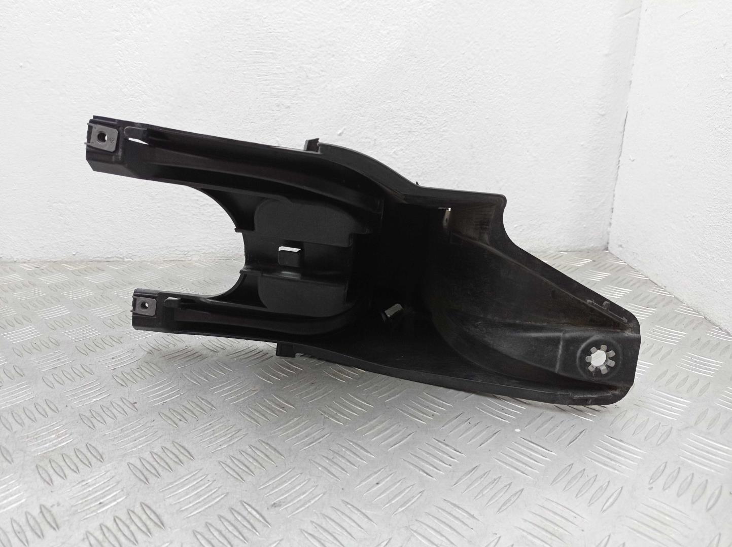 Кронштейн переднего бампера