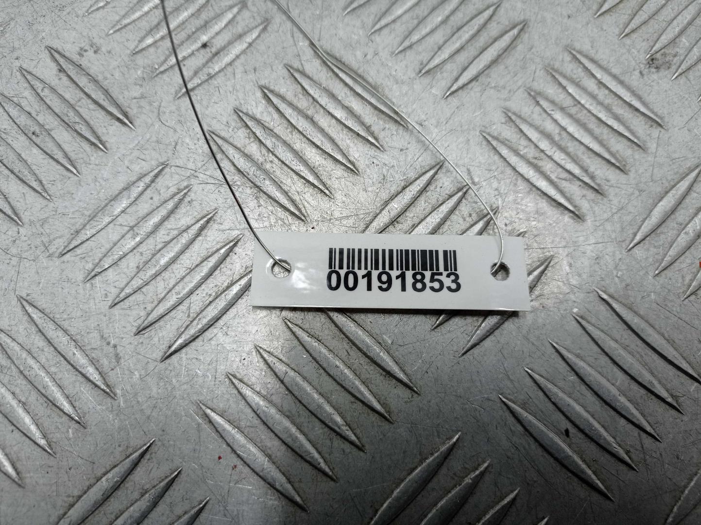 Кронштейн переднего бампера