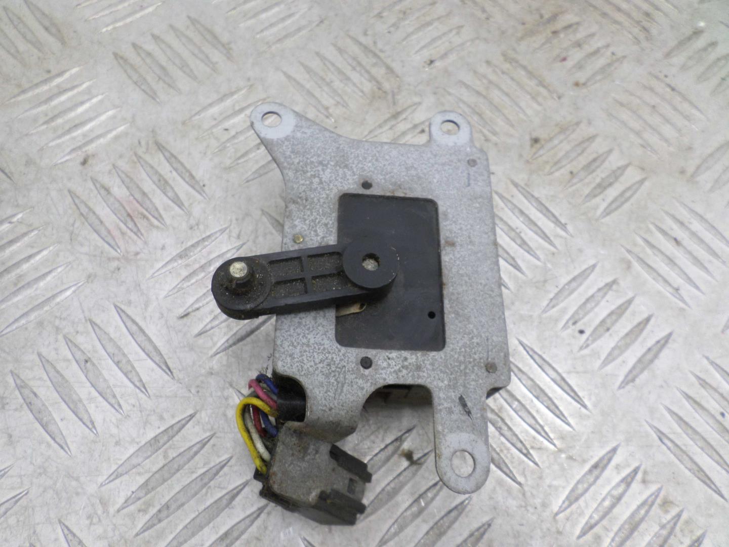 Моторчик заслонки печки