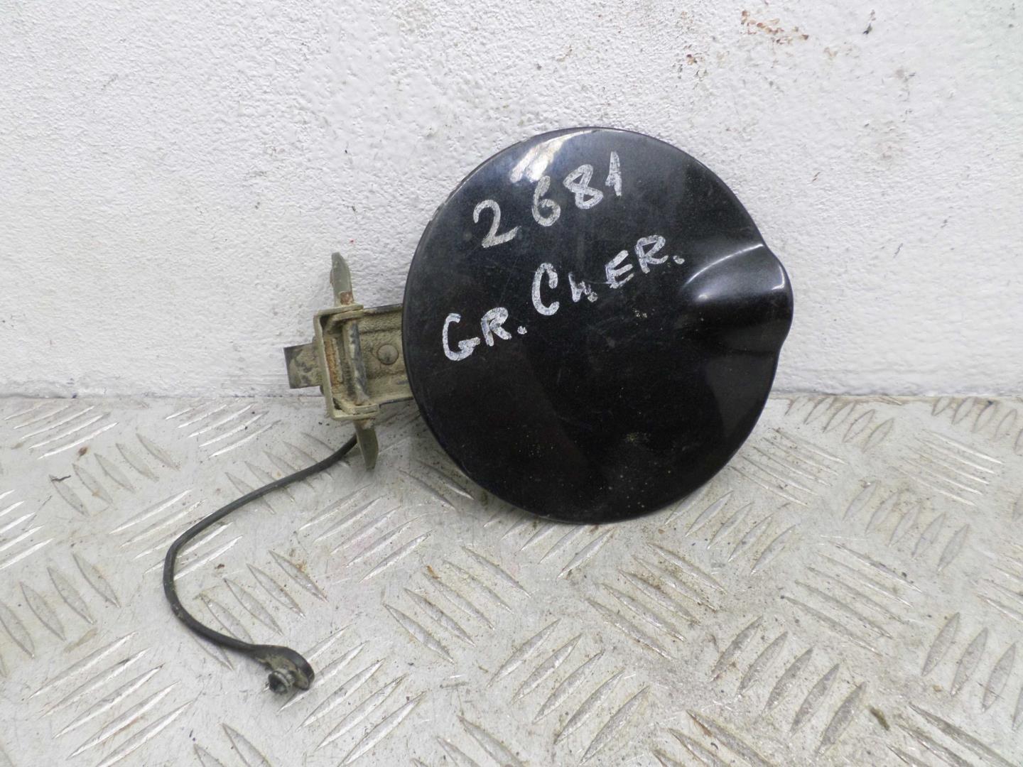 Лючок бензобака