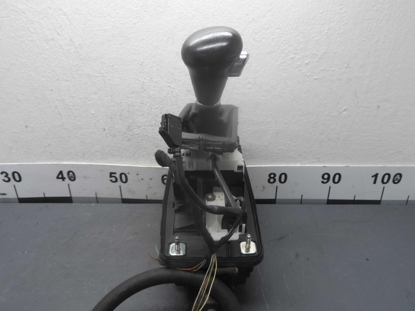 Кулиса МКПП / АКПП