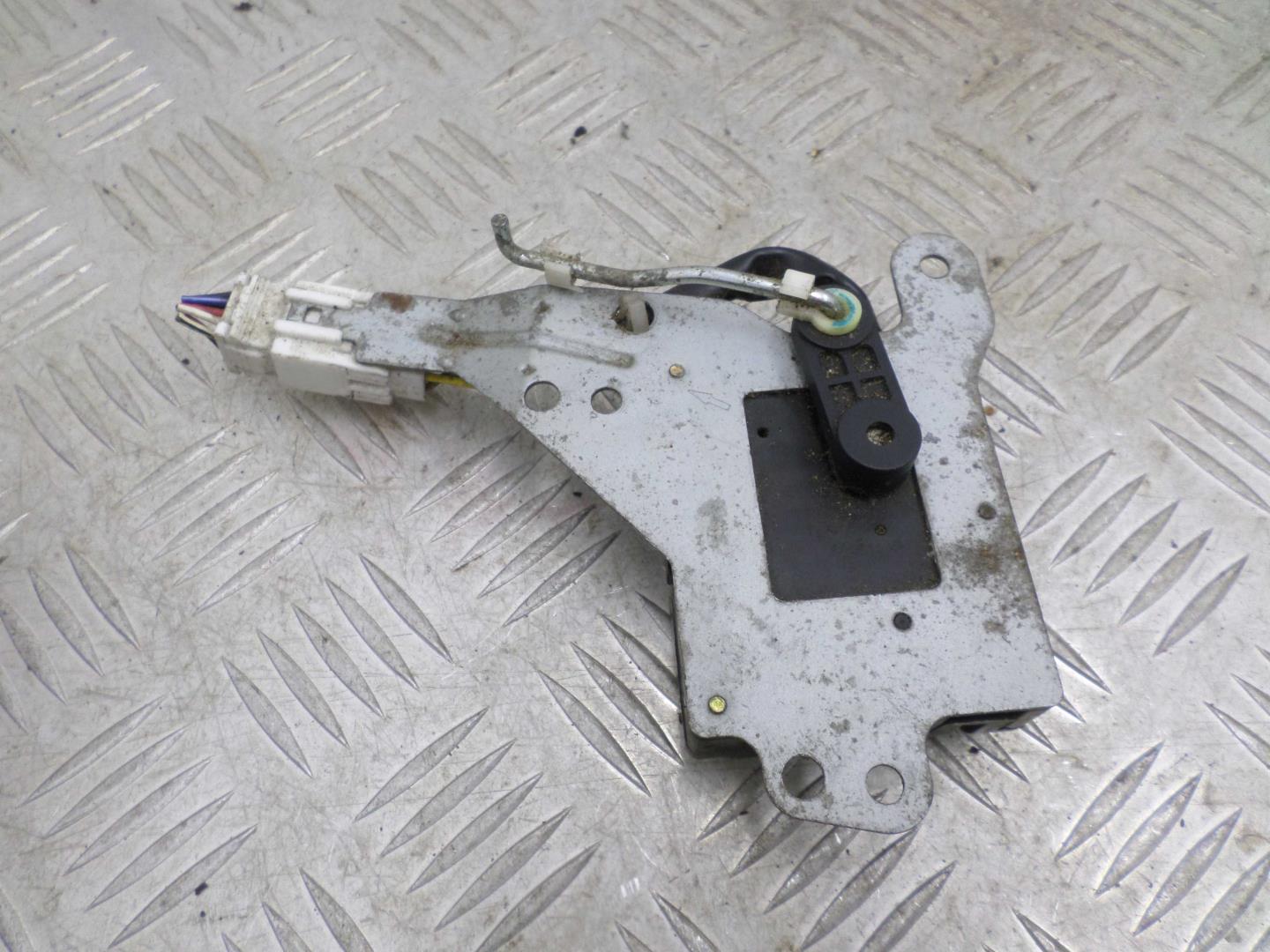 Моторчик заслонки печки