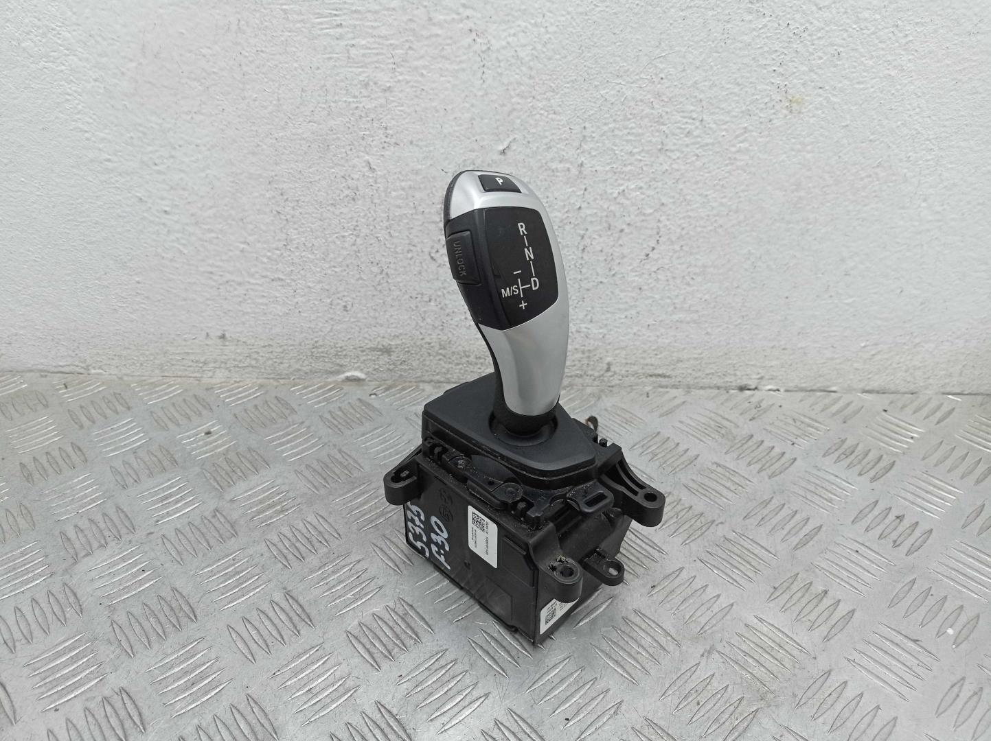 Кулиса МКПП / АКПП