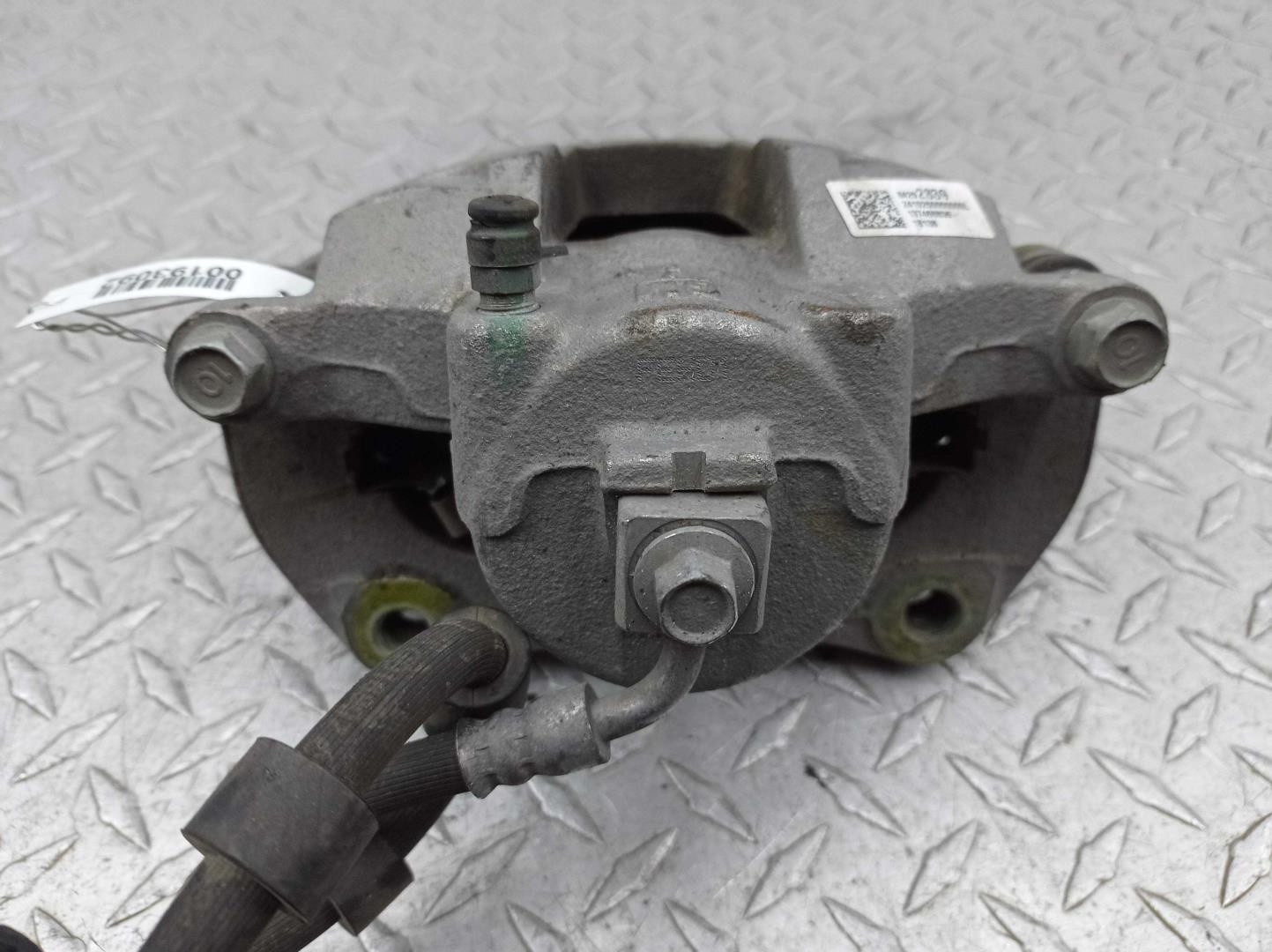 Суппорт передний левый